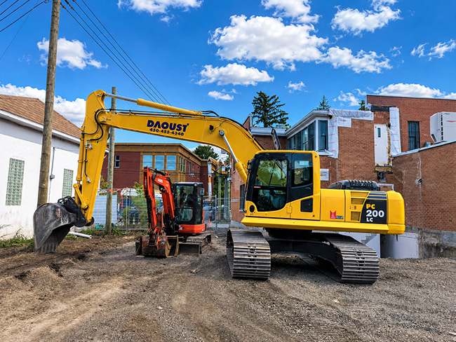 Heavy equipment rental